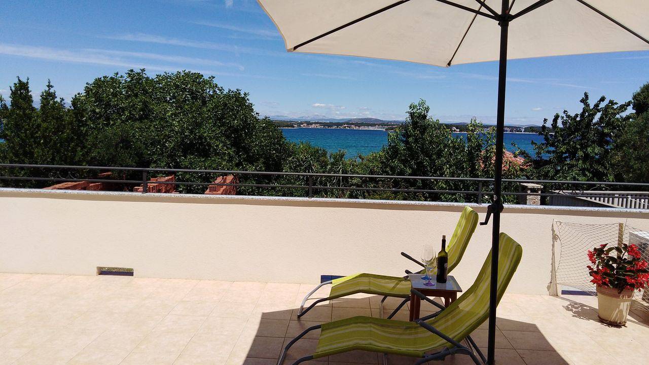 Ganze Ferienwohnung, Ferienwohnung für 7 Personen (75 m²) in Tkon in Tkon, Pasman