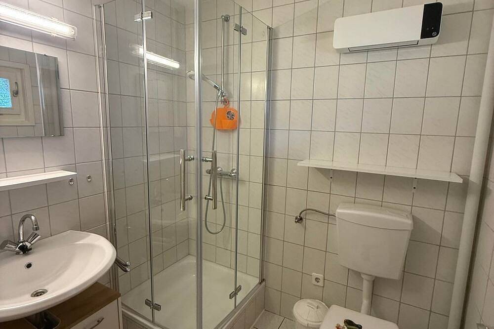 Friedel, Ferienhaus, Dusche, Wc, 2 Schlafräume - Ferienhäuser Holenberg in Holenberg, Landkreis Holzminden