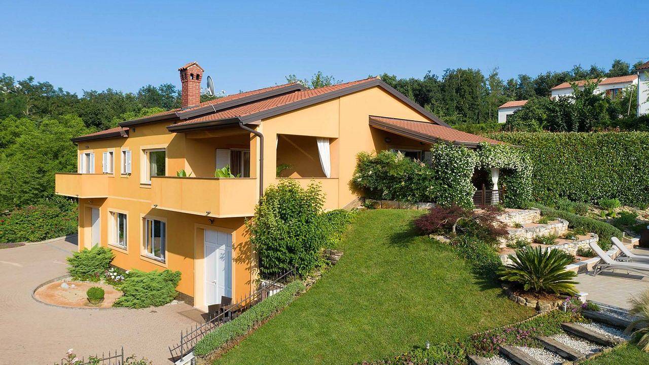 Villa für 10 Personen (450 m²) in Karojba in Karojba, Zentralistrien