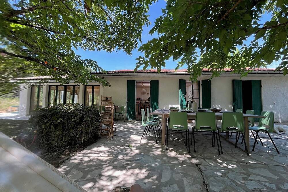 A haven of peace between the countryside and the ocean in Vendays-Montalivet, Lesparre-Médoc region