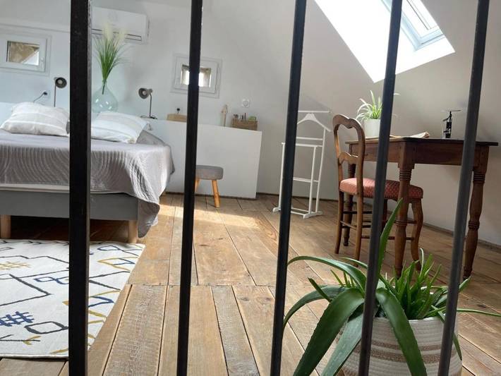 Location de vacances pour 3 personnes, avec terrasse et vue, animaux acceptés à Le Monteil - 2