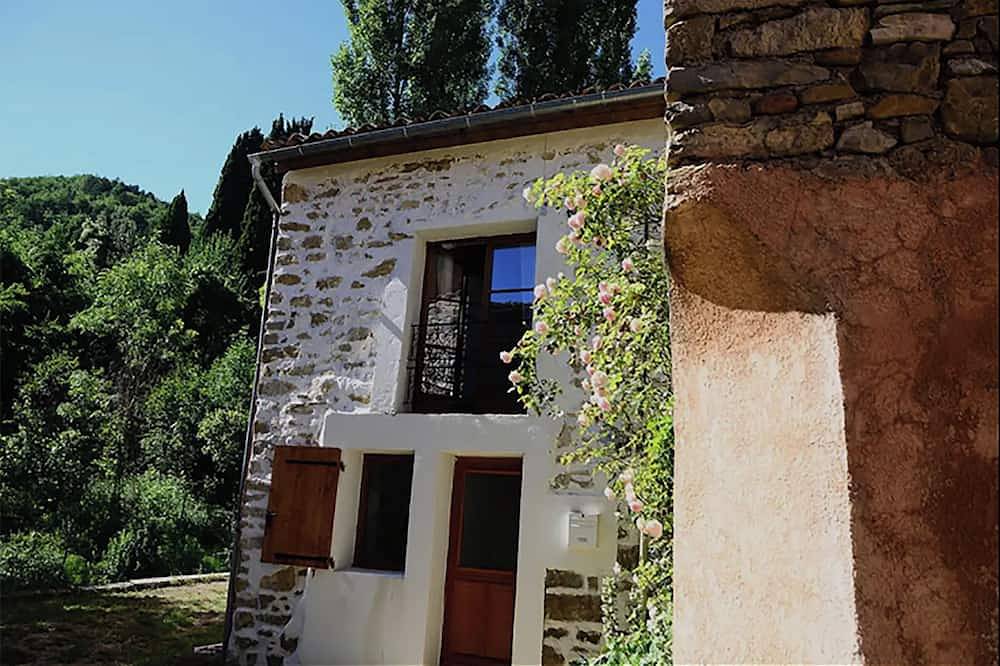 Gite -rustique et moderne en pays Cathare in Saint-Jean-de-Paracol, Région de Limoux
