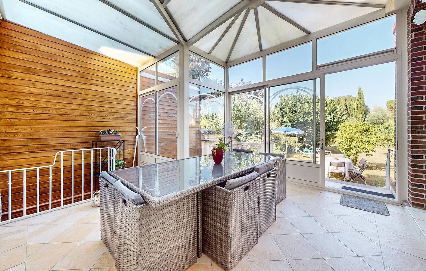Maison de vacances pour 10 personnes avec terrasse in Sens, Yonne