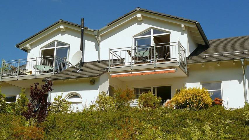 Appartement voor 5 personen, with zwembad and tuin as well as balkon in Willingen