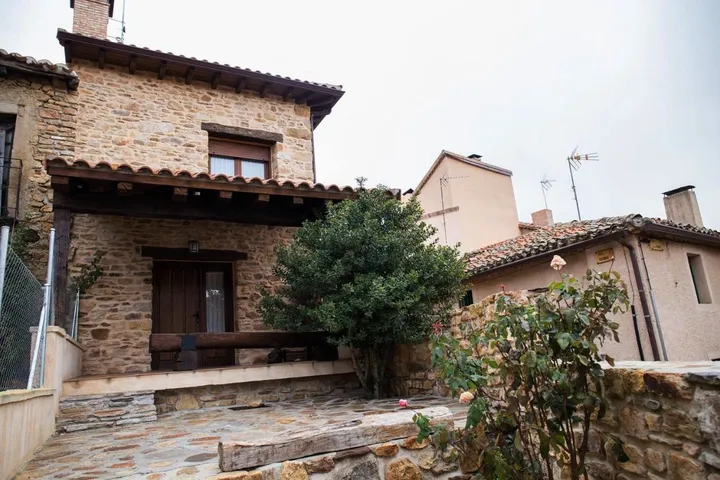Apartamento de vacaciones para 6 personas, con jardín y vistas - 1