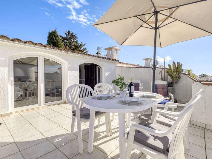 Casa de vacaciones para 5 personas, con terraza y jardín - 1