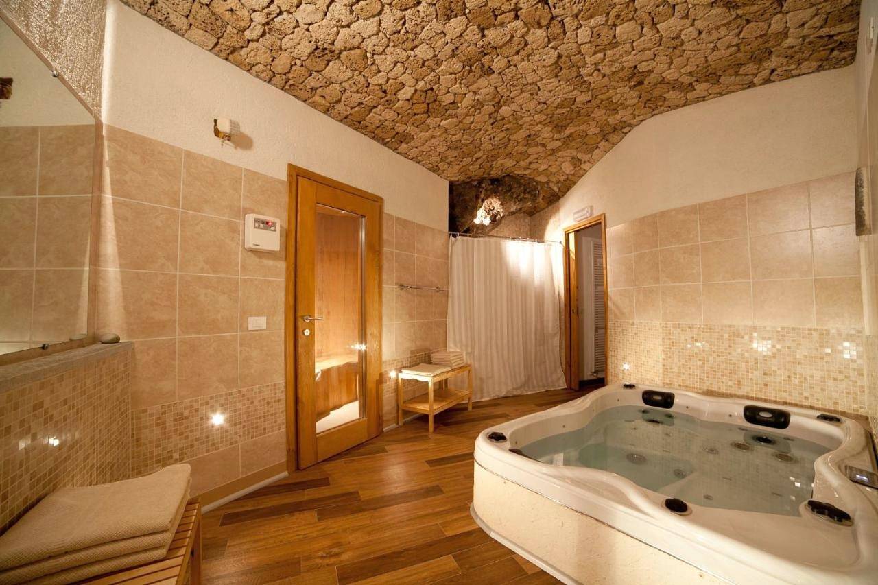 Agriturismo Crotto Di Somana in Mandello del Lario, Westliche Bergamo-Alpen