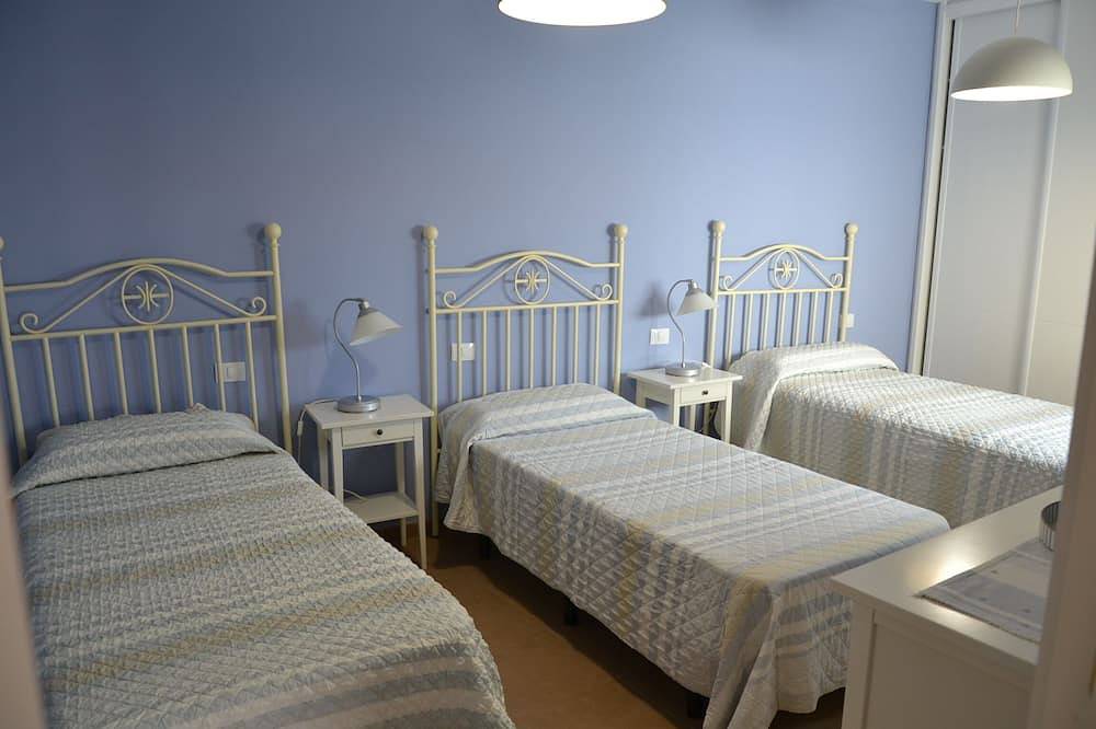 Penthouse Center Of Galdar With Terrace in La Costurera, Gáldar
