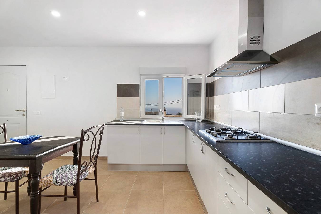 'Eva' with Sea View, Private Terrace and Wi-Fi in El Barrero, Granadilla de Abona