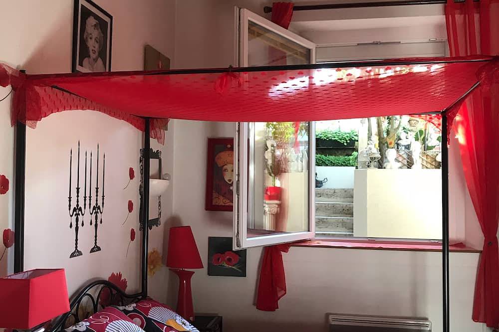 Entire apartment, Charming studios in Touraine in Amboise, Tours region