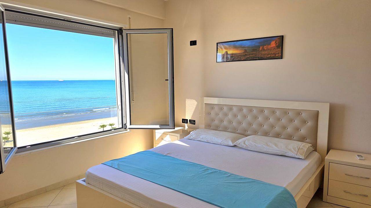 Apartamento vacacional entero, Ferienwohnung für 5 Personen (95 m²) in Rrethi i Durrësit in Rashbull, Albania