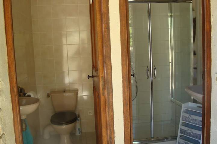 Location de vacances pour 6 personnes, avec terrasse et jardin à Saint-Michel-l'Observatoire - 4