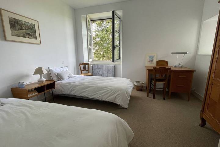 Château pour 10 personnes, avec jardin et piscine dans le Cantal - 4