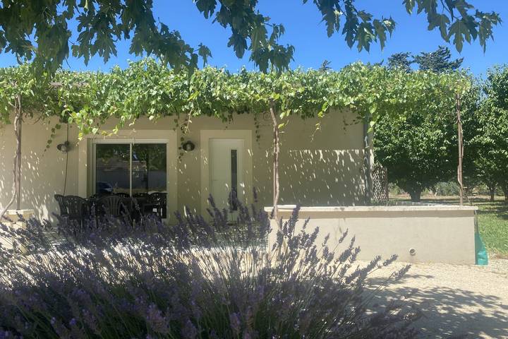 Maison de vacances pour 4 personnes, avec terrasse et jardin, adapté aux familles à L'Isle-sur-la-Sorgue