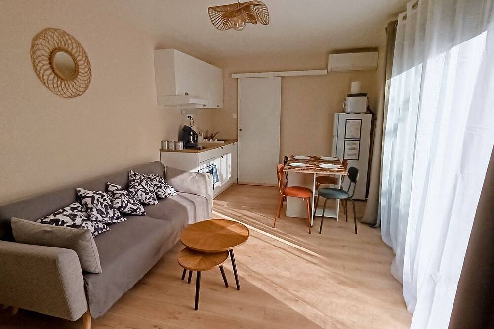Ganze Wohnung, 🌿 Air-conditioned studio with a terrace – Between Cassis, Marseille, and the Calanques in Carnoux-en-Provence, Mittelmeerküste (Frankreich)