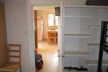 Gîte pour 4 personnes, avec terrasse et jardin dans Plage de Sagone