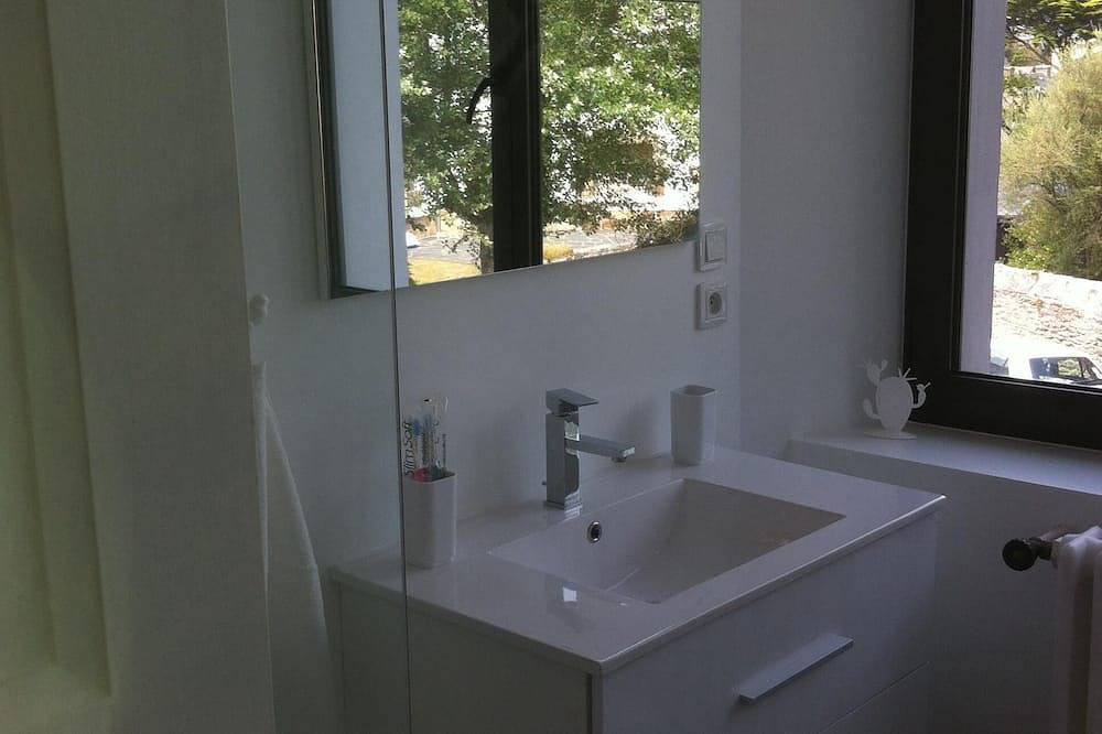 Villa de lujo con piscina / 380m2 / 30m de la playa in Brignogan-Plage, Región de Brest