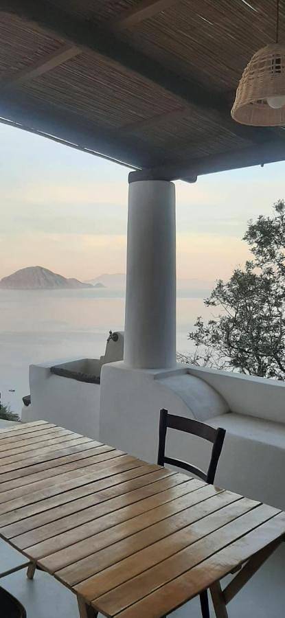 Location de vacances pour 4 personnes, avec jardin et vue dans Alicudi - 3