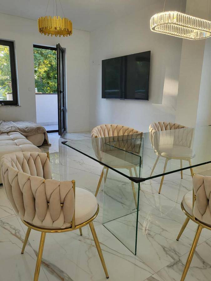 Ferienwohnung für 4 Personen, mit Seeblick und Balkon sowie Ausblick