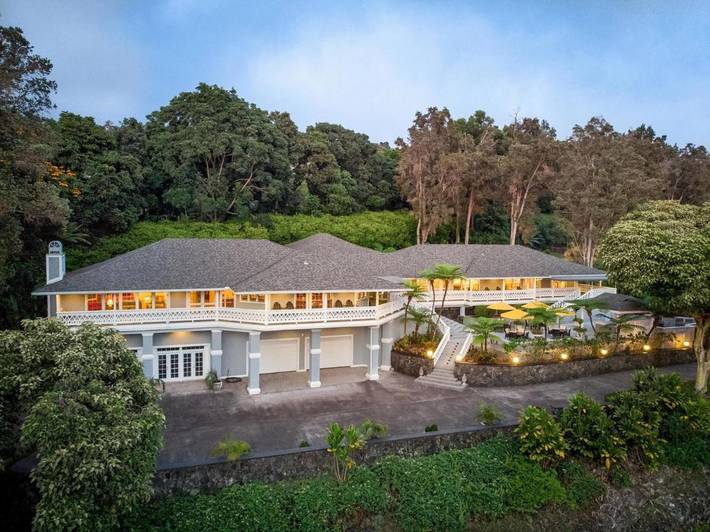 Chambre d’hôte pour 12 personnes, avec jardin et jacuzzi