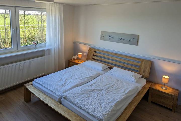 Ganze Wohnung, Großzügiges 3 Zimmer Apartment mit zwei Bädern in Friedrichskoog-Spitze, Friedrichskoog