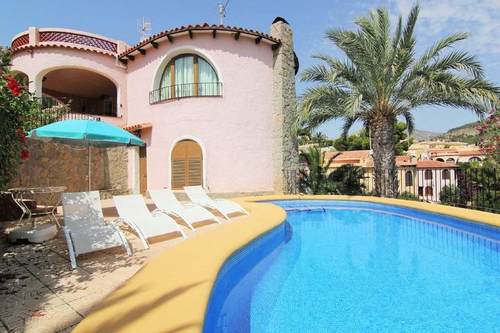 Casa rural para 6 personas, con Balcón además de Terraza y Jardín en Calpe