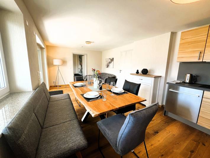 Hel lejlighed, Holiday Apartment 'Familientraum Donautal' with Private Terrace, Shared Garden and Wi-Fi in Sigmaringen, Region Bodensee-Oberschwaben