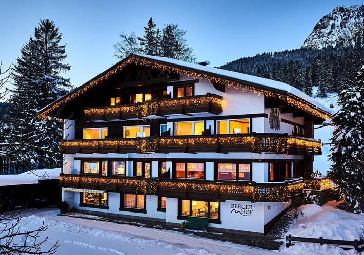 BnB für 2 Personen, mit Garten und Ausblick sowie Balkon in Tannheimer Tal - 2