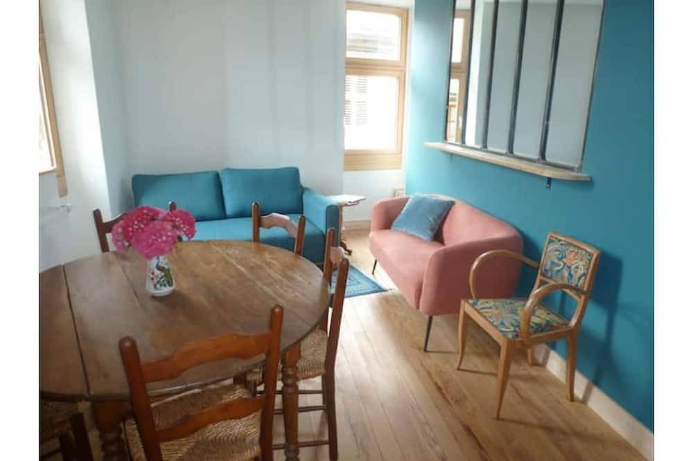 Entire apartment, La Tourelle, Cité de Conflans, Albertville, Savoie in Albertville, Albertville region