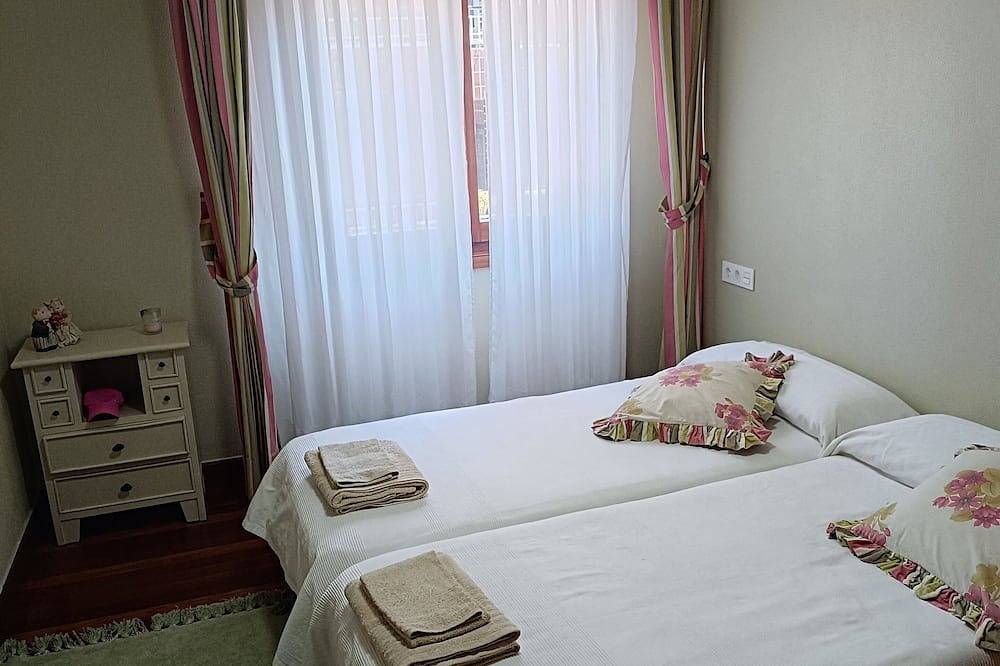 Entire apartment, Mundaka Ipar Etxea The heart of Urdaibai, Family apartment. in Mundaka, Urdaibai Biosphere Reserve