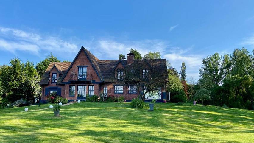 Location de vacances pour 15 personnes, avec Terrasse et Jardin ainsi que Vue sur le lac et Vue à Saint-Josse
