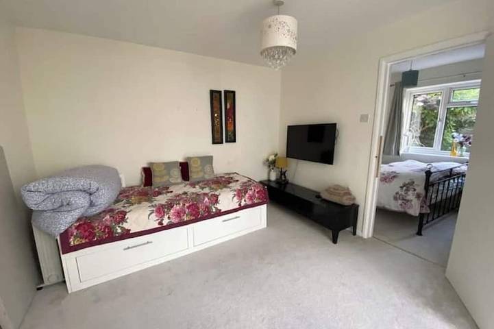 Apartamento entero, Cosy 1 Bedroom Apartment Private Access in Guildford in Guildford, Surrey