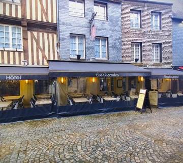 Hôtel pour 5 personnes, avec terrasse dans Office De Tourisme De Honfleur