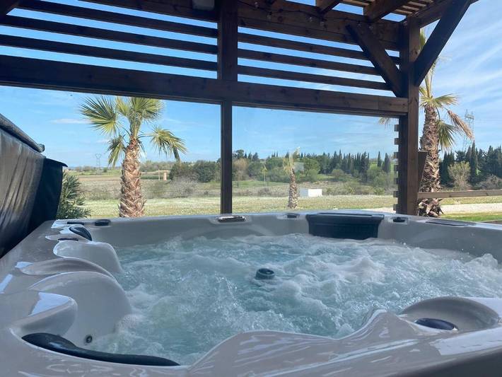 Ferienwohnung für 8 Personen, mit Whirlpool und Pool sowie Garten - 1