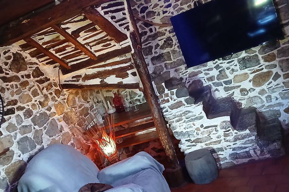 Petit Paradis Au Bord de L'eau in Roquebrun, Béziers region