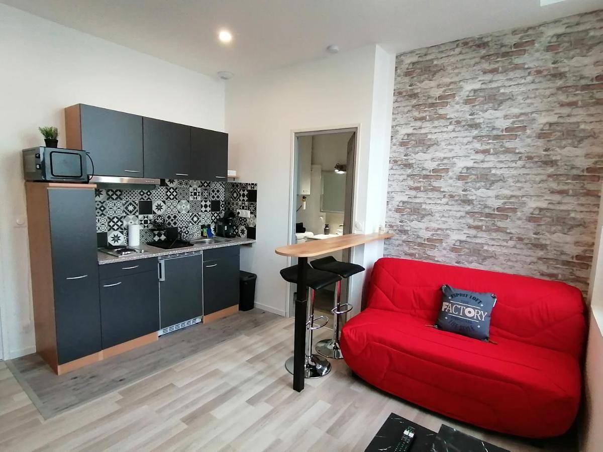 Appartement entier, Studio cosy Brick Home Gare à 100m in Tonneins, Région de Marmande