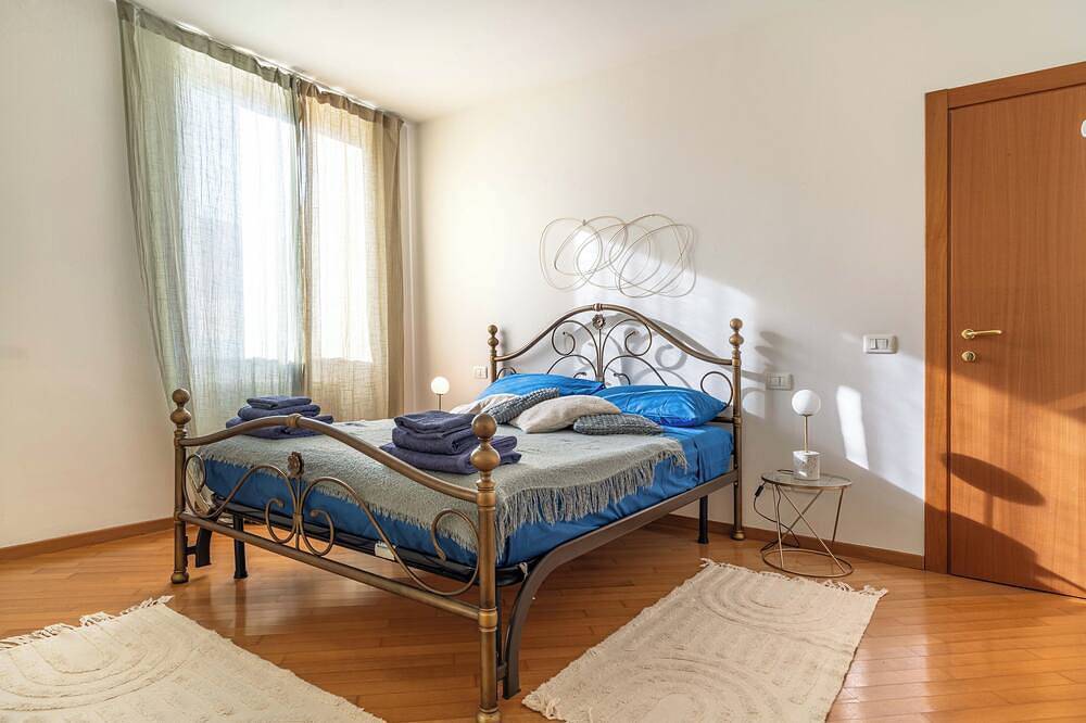 Appartamento intero, [Heart of the historic center-Free Parking]Cozy apartment with Wifi In Trento in Trento, Dolomiti di Fiemme