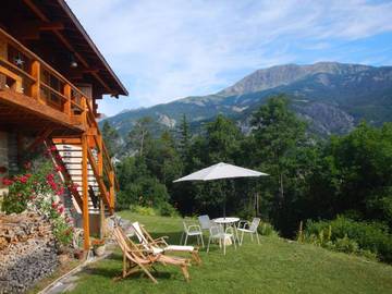Gîte pour 2 personnes, avec vue et jardin, animaux acceptés à Les Thuiles