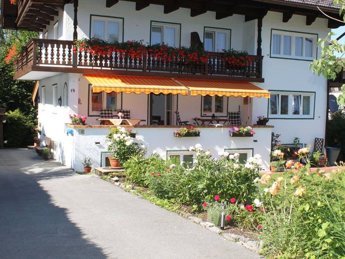 Ganze Ferienwohnung, Gästehaus Lingl Ferienwohnungen - Wohnung Nr. 2 - Hirschberg in Bad Wiessee, Bayerische Alpen