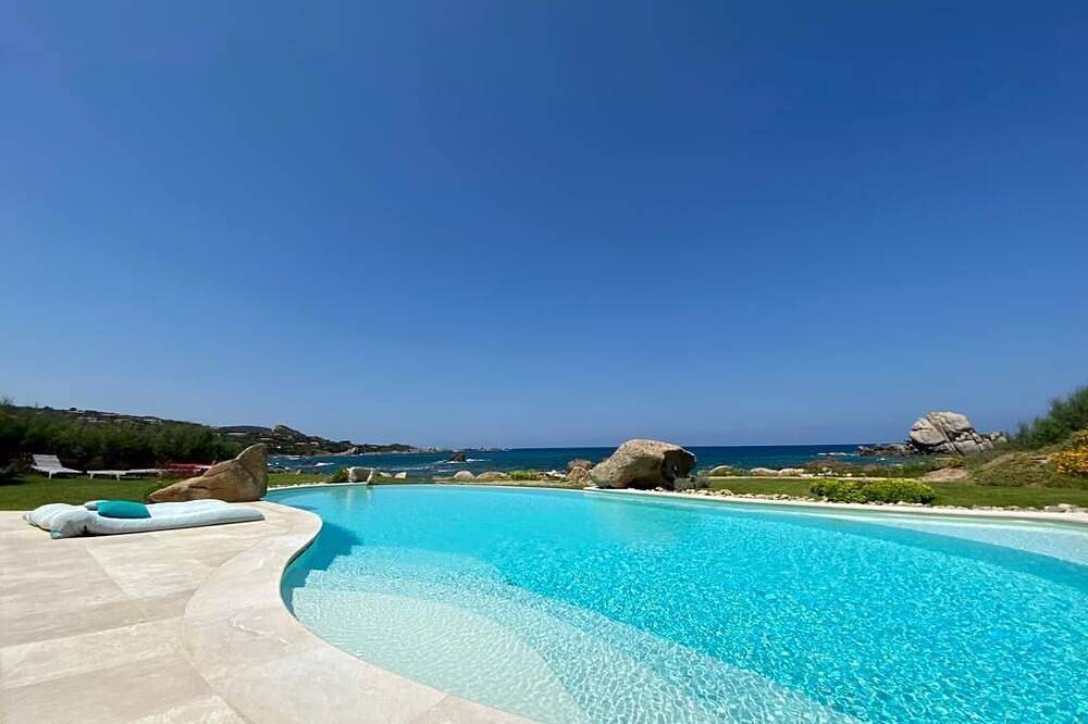 Beach House for 14 People in Portobello (Sardinia), Olbia-Tempio