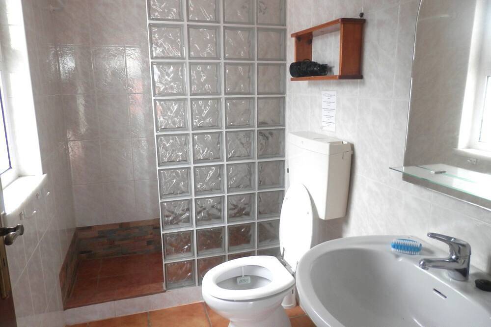 Ganze Wohnung, Ferienwohnung Barbara in Arrifana, Aljezur