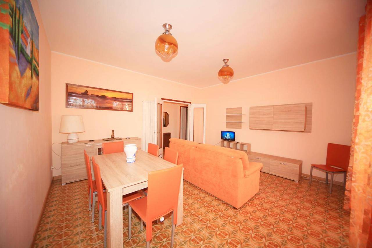 Entire apartment, Crispi 231 - Milanomare in Pietra Ligure, Pietra Ligure Municipality