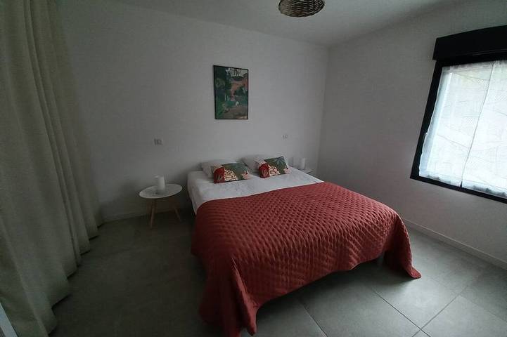 Location de vacances pour 8 personnes, avec jardin et terrasse à Santa-Lucia-di-Moriani - 2