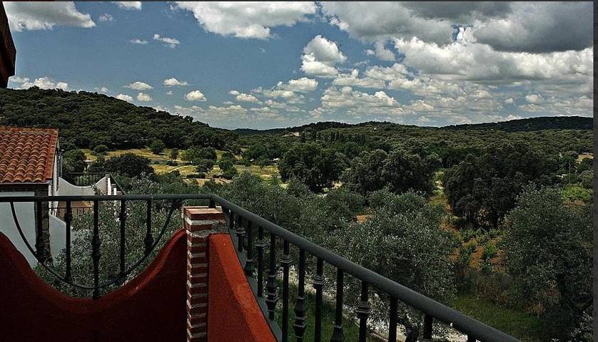 Casa rural para 10 personas, con jardín y vistas, Familias con niños en Sierra de San Vicente - 3