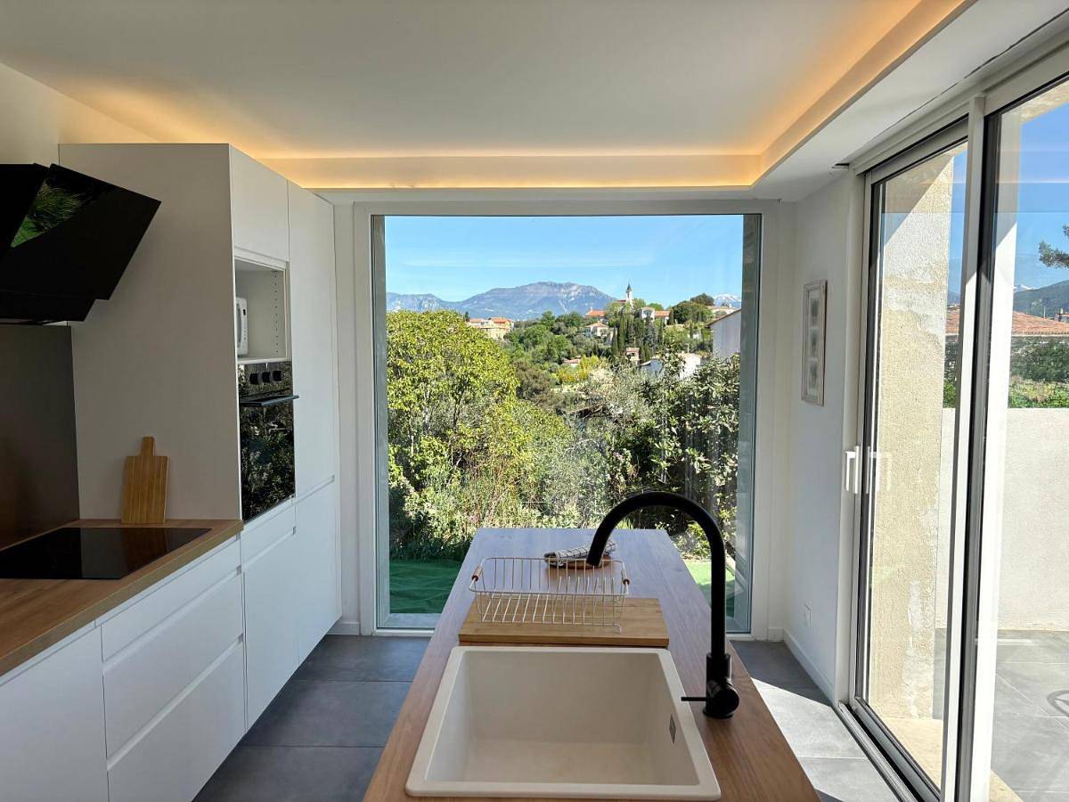 Modern Villa - Mountain Views - Terrace in Colomars, Côte méditerranéenne (France)