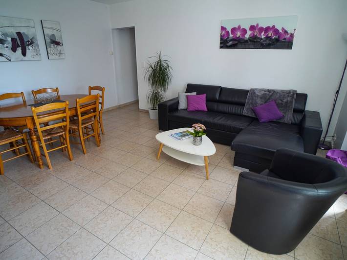 Casa renovada cerca de Guédelon, 3 habitaciones, jardín con juegos, cerca de tiendas in Levis, Auxerre region