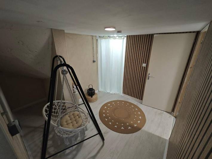 Gîte pour 2 personnes, avec terrasse ainsi que jardin et piscine à Bonnétable - 3