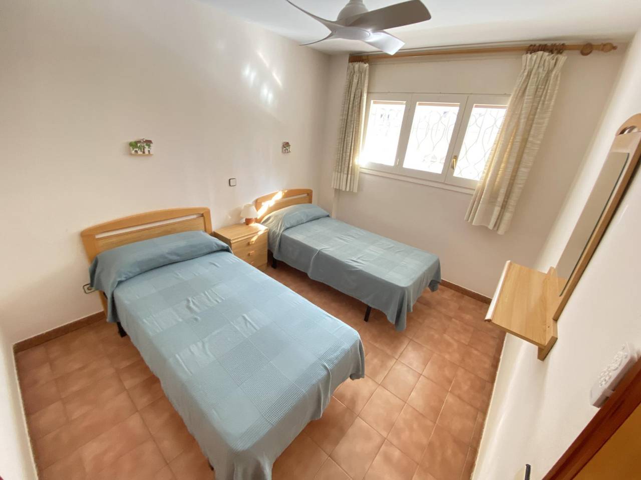 Ganze Wohnung, Appartement en bord de mer avec piscine et parking - Torredembarra in Torredembarra, Costa Dorada