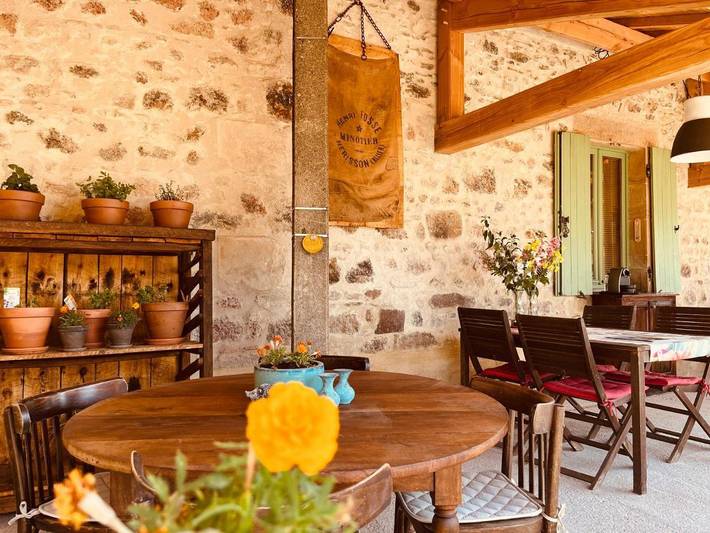 Chambre d’hôte pour 5 personnes, avec vue et jardin dans Allier - 3