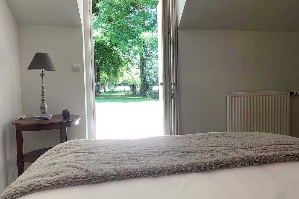 Luxury property Tours Loire Valley in Luynes, Tours region